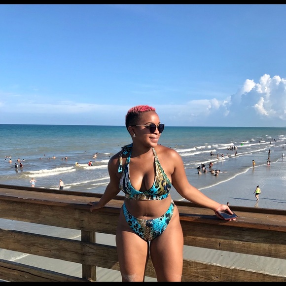 Show your wild side Bikini Top Only - Picture 2 of 5